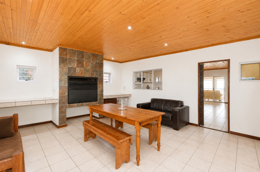 4 Bedroom Property for Sale in Yzerfontein Western Cape